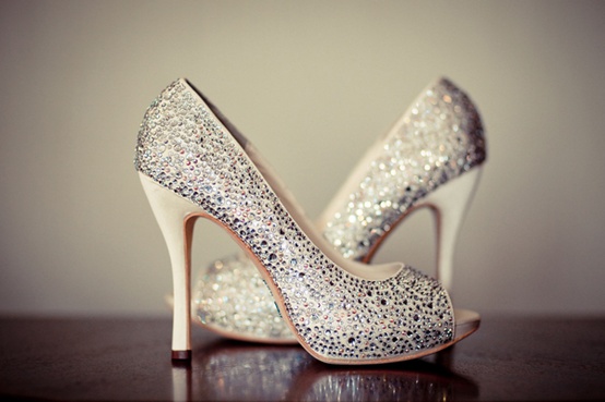 sparkly-wedding-shoes